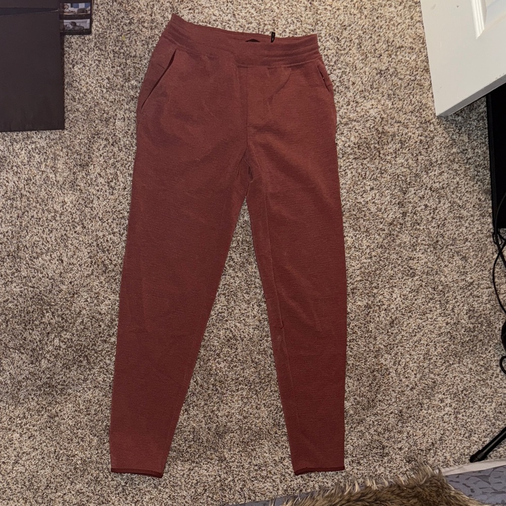 Lululemon rust color sweat pants